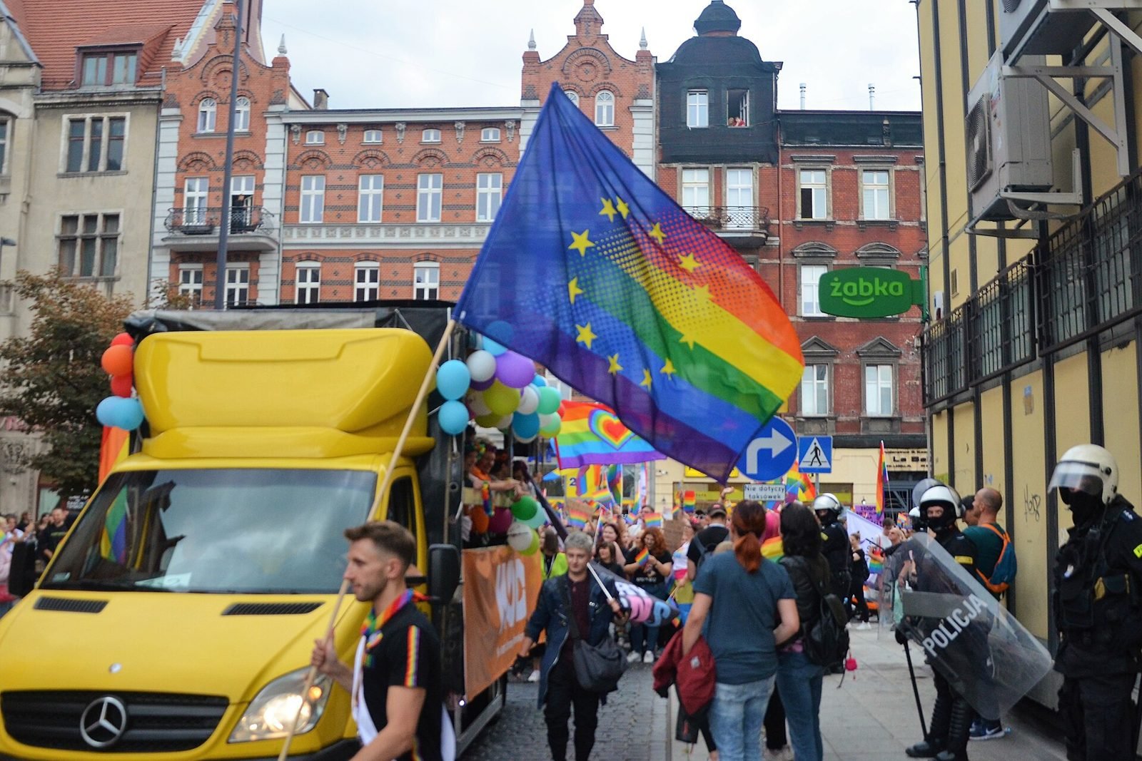 Actu et droits LGBT : ce qui change, en France et ailleurs